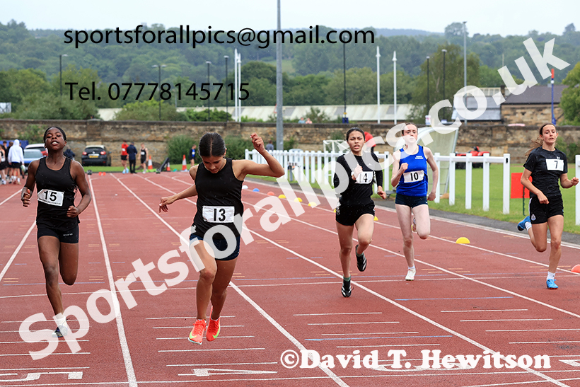 Girls 100 metres, 2025 Northumberland Schools Track and Fields, Wentworth, Hexham. Photo: David T. Hewitson/Sports for All Pics